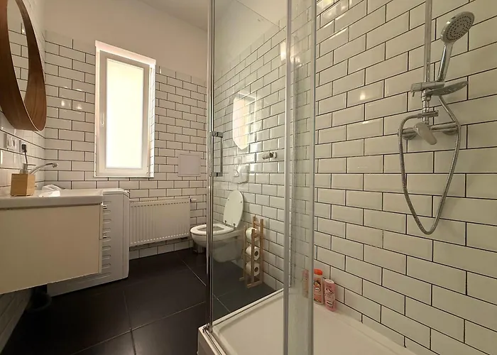 Peaceful 1bedroom Flat At Local Side Of The Center
