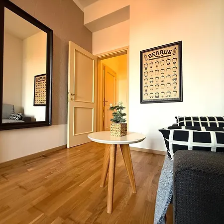 Peaceful 1bedroom Flat At Local Side Of The Center 公寓 布拉格